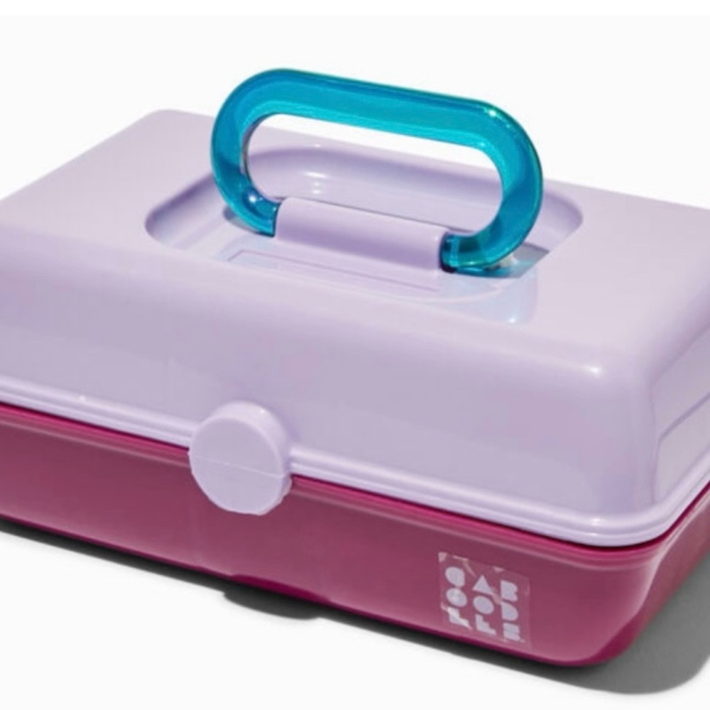 Caboodles Pretty in Petite Makeup Case - Picture 2 of 3